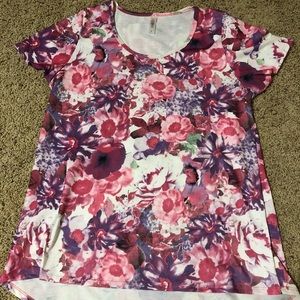 EUC Lularoe Large Classic T
